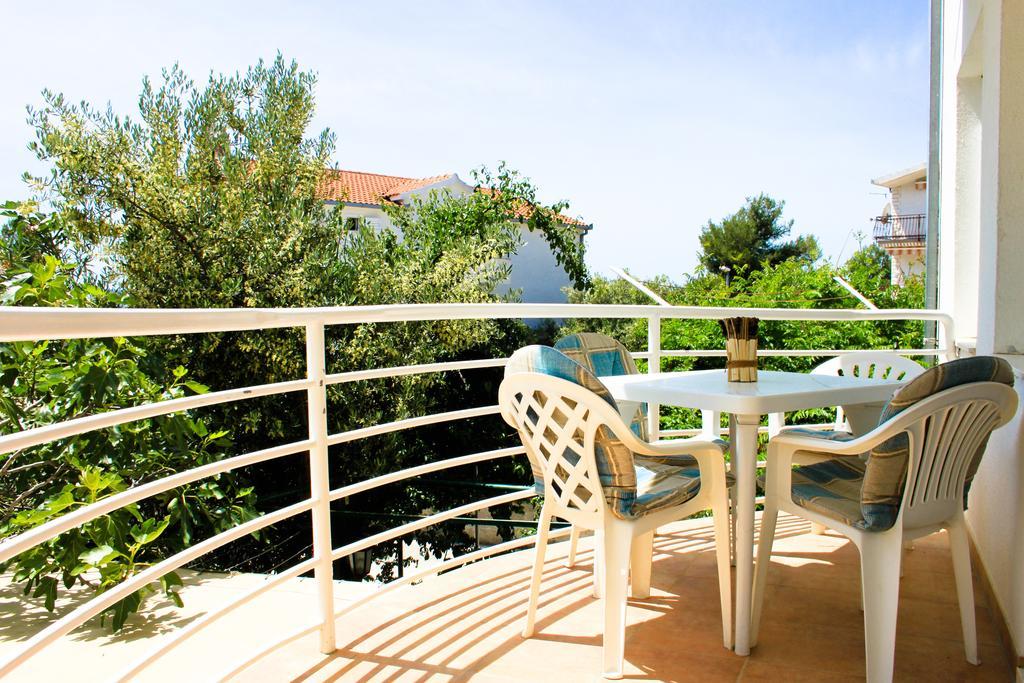 Apartments Niko Trogir Cameră foto