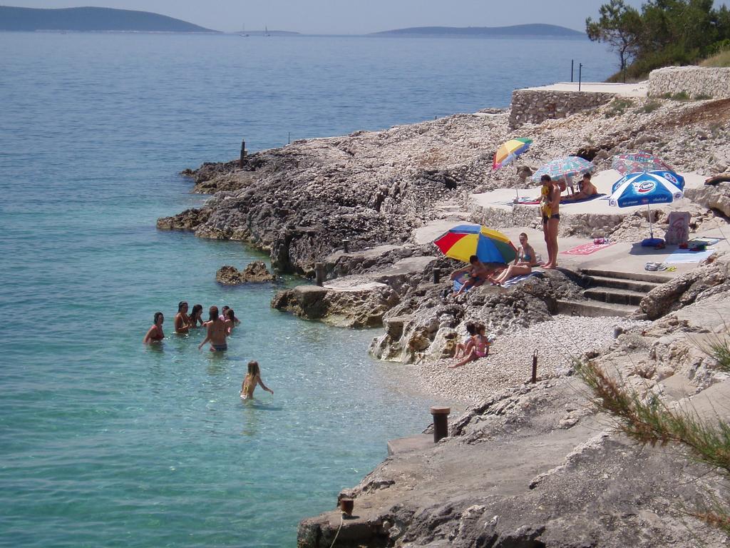 Apartments Niko Trogir Exterior foto