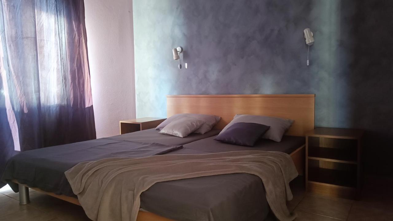 Apartments Niko Trogir Exterior foto